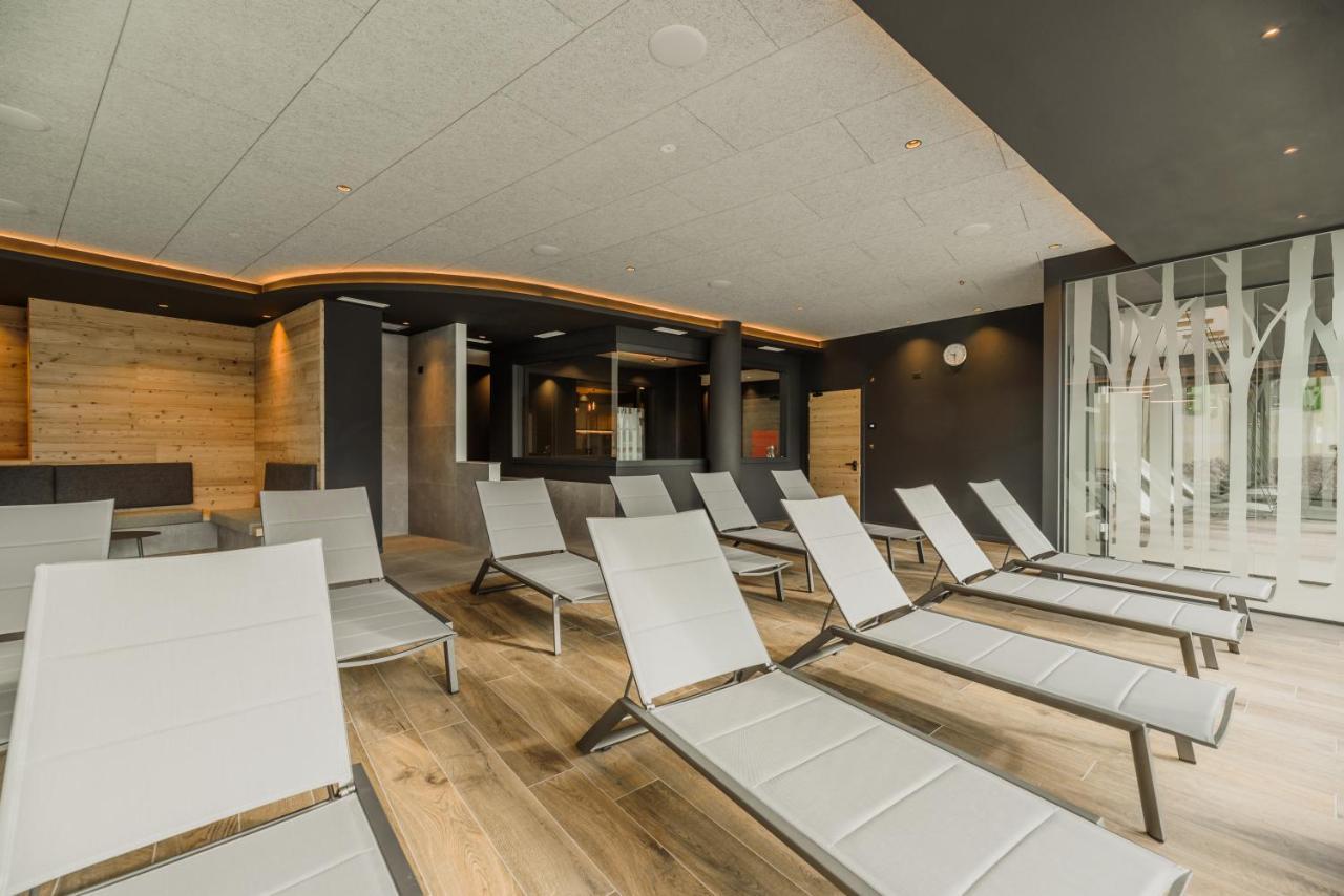 Hotel Rosa Wellness & Spa Vigo di Fassa Extérieur photo