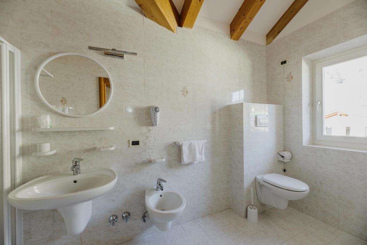 Hotel Rosa Wellness & Spa Vigo di Fassa Extérieur photo