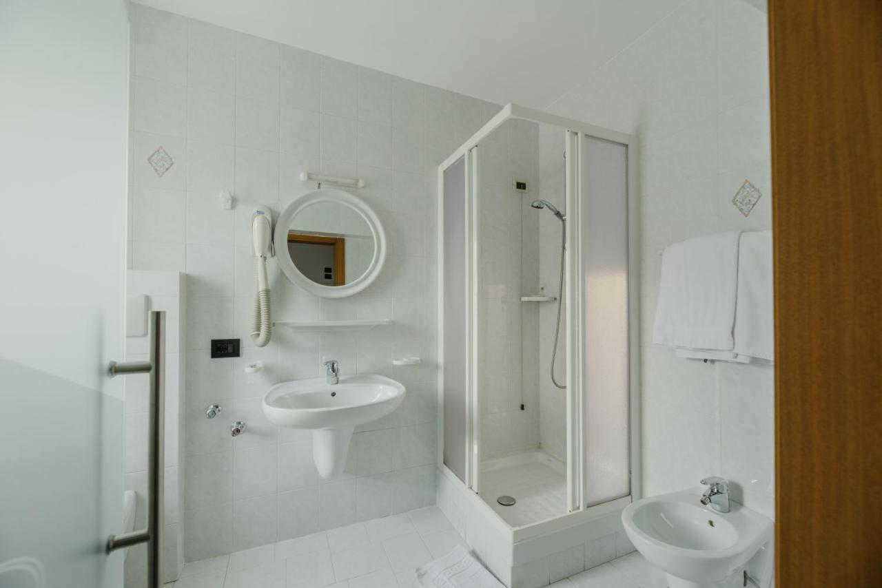 Hotel Rosa Wellness & Spa Vigo di Fassa Extérieur photo