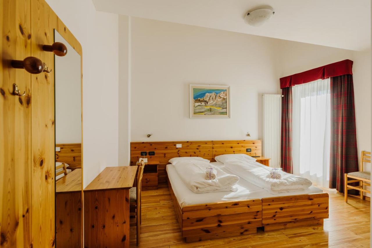 Hotel Rosa Wellness & Spa Vigo di Fassa Extérieur photo