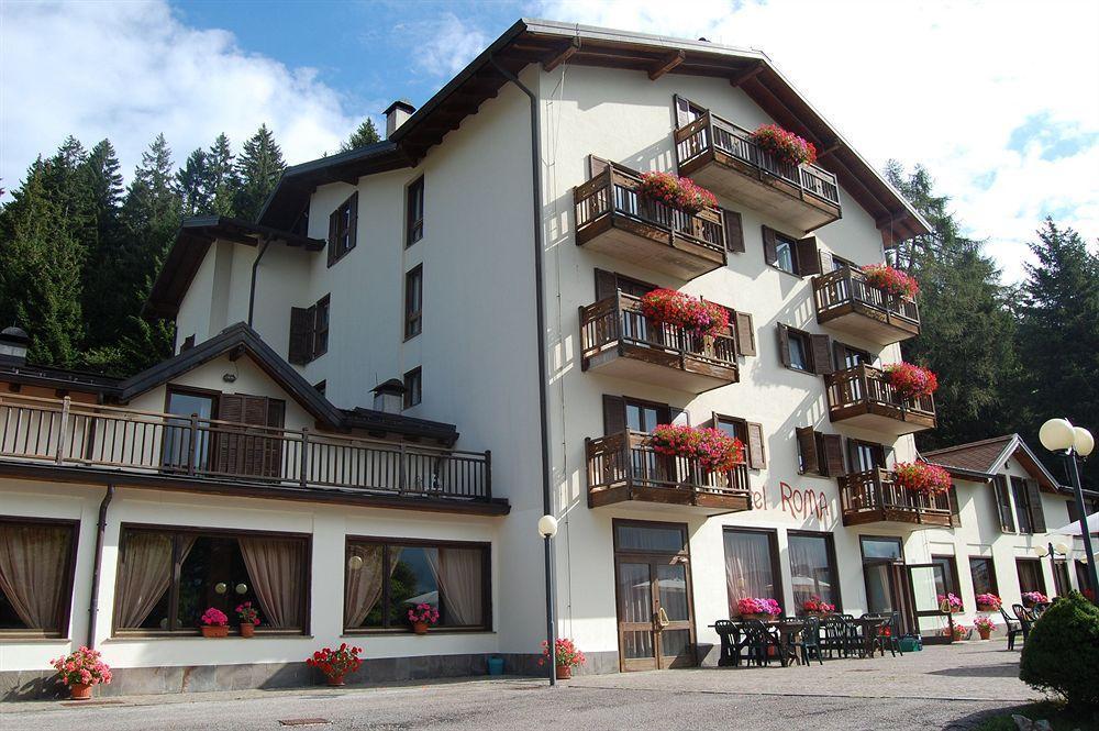 Hotel Rosa Wellness & Spa Vigo di Fassa Extérieur photo