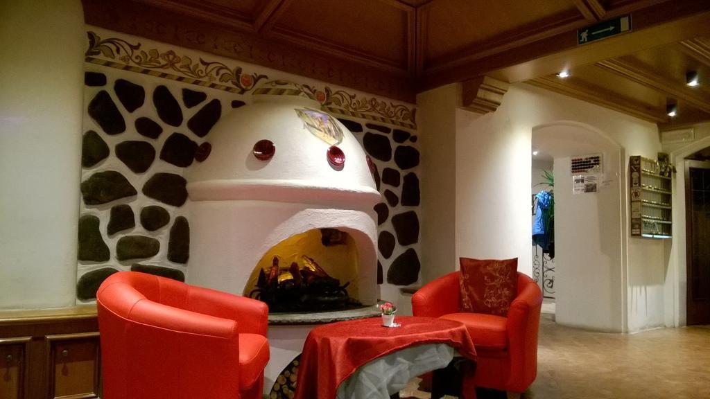 Hotel Rosa Wellness & Spa Vigo di Fassa Extérieur photo
